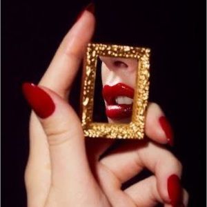 Meet your Posher, Aino